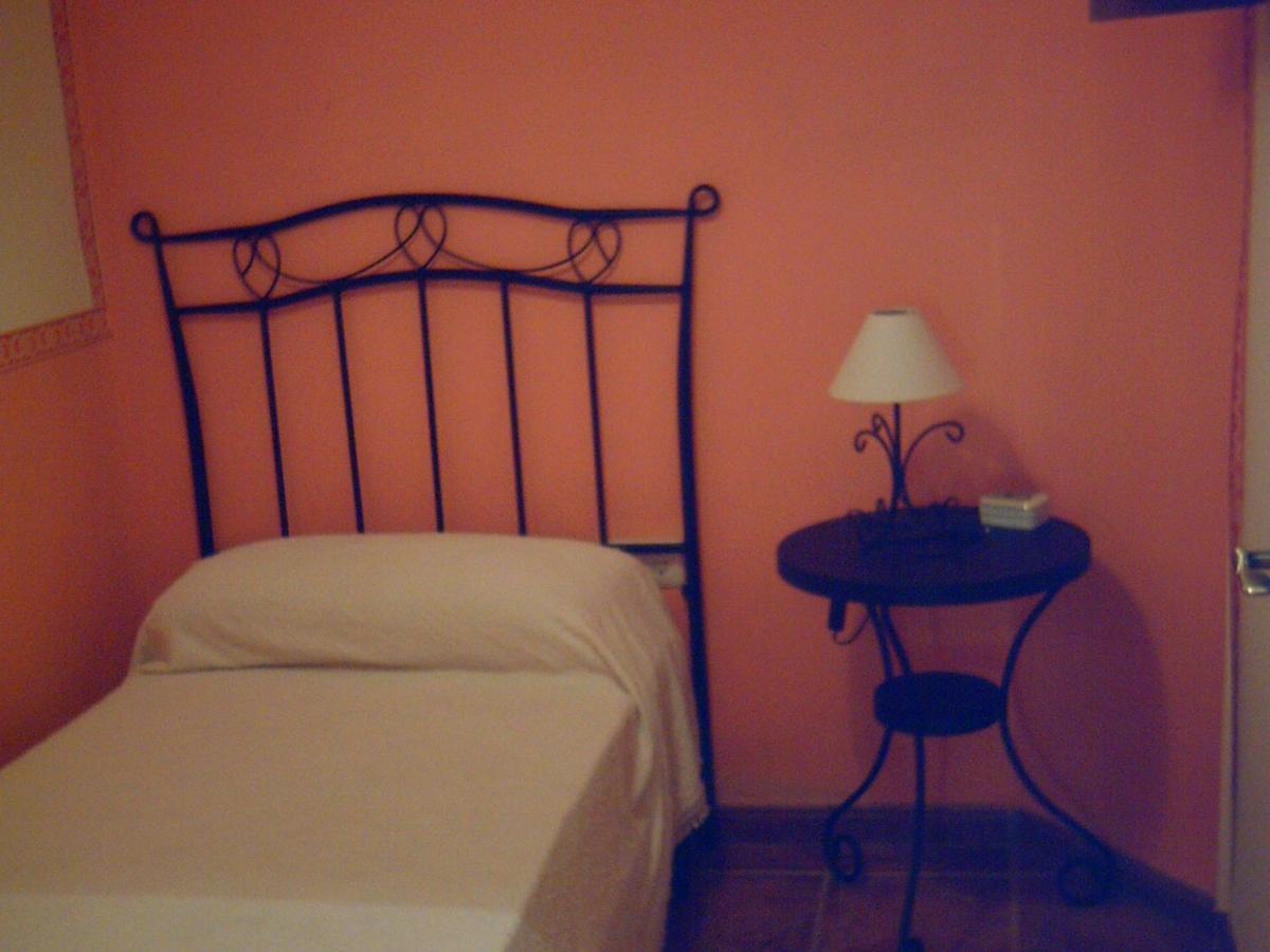 El Azahar Apartment โกนิล เด ลาฟรอนเตรา ภายนอก รูปภาพ